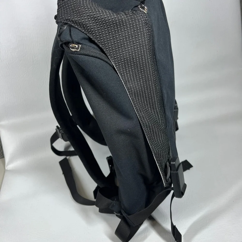 Osprey FlapJack Backpack Black Commuter Laptop Bag Daypack Urban Travel